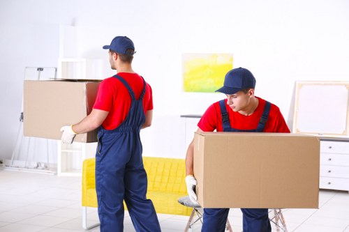 Van moving service in Greenwich near local homes and streets